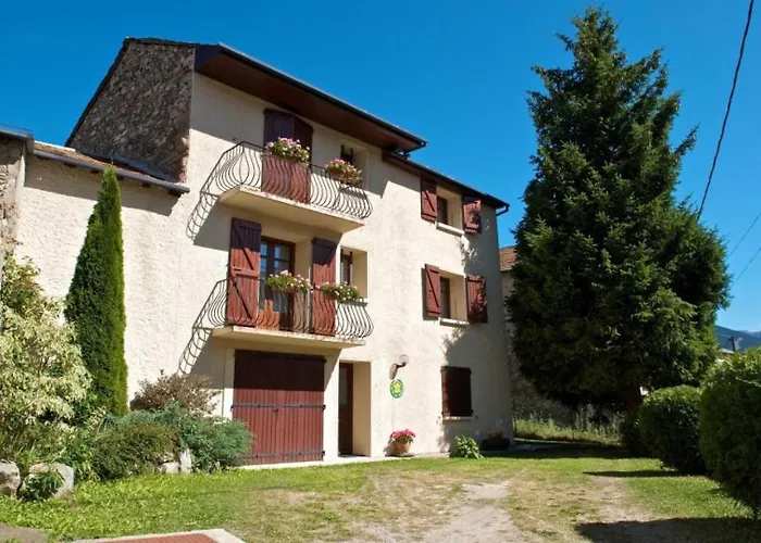 Les Bleuets * Bolquere Pyrenees 2000